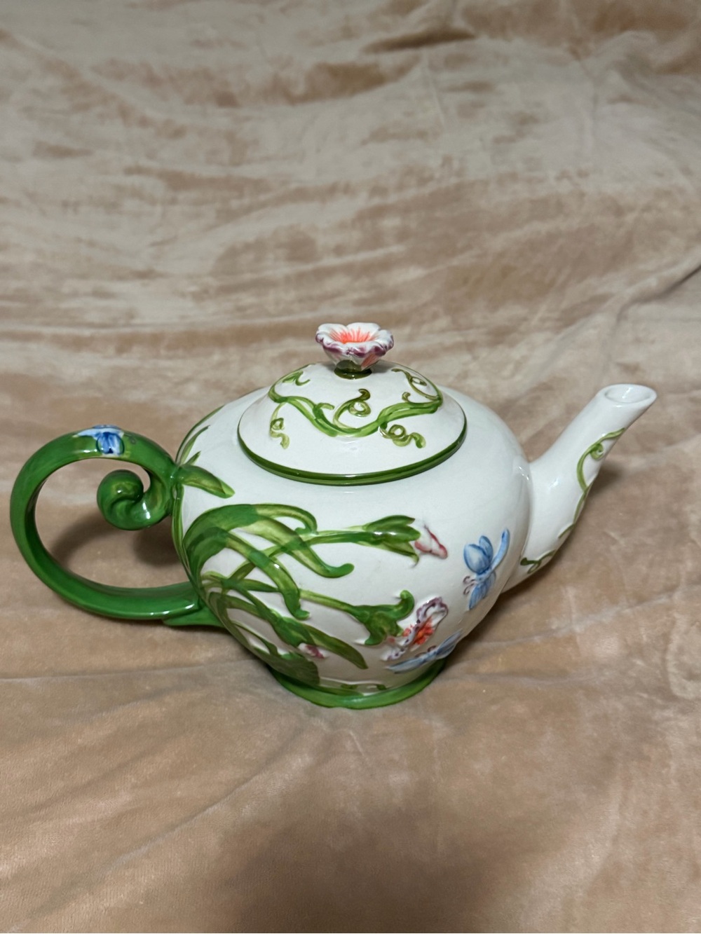 Temp-Tations Hand-Painted Dragonfly 50 oz Ceramic Teapot Green Floral Accents